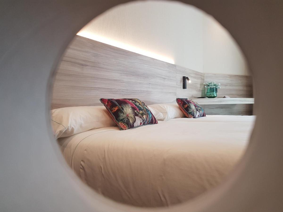 Hotel Delfin Azul ألانثاذا المظهر الخارجي الصورة
