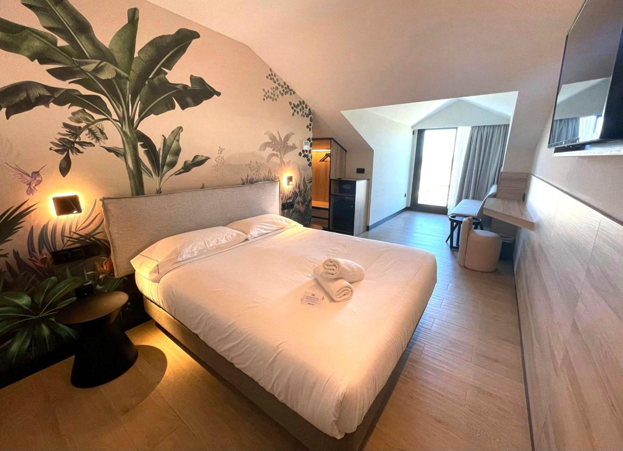 Hotel Delfin Azul ألانثاذا المظهر الخارجي الصورة