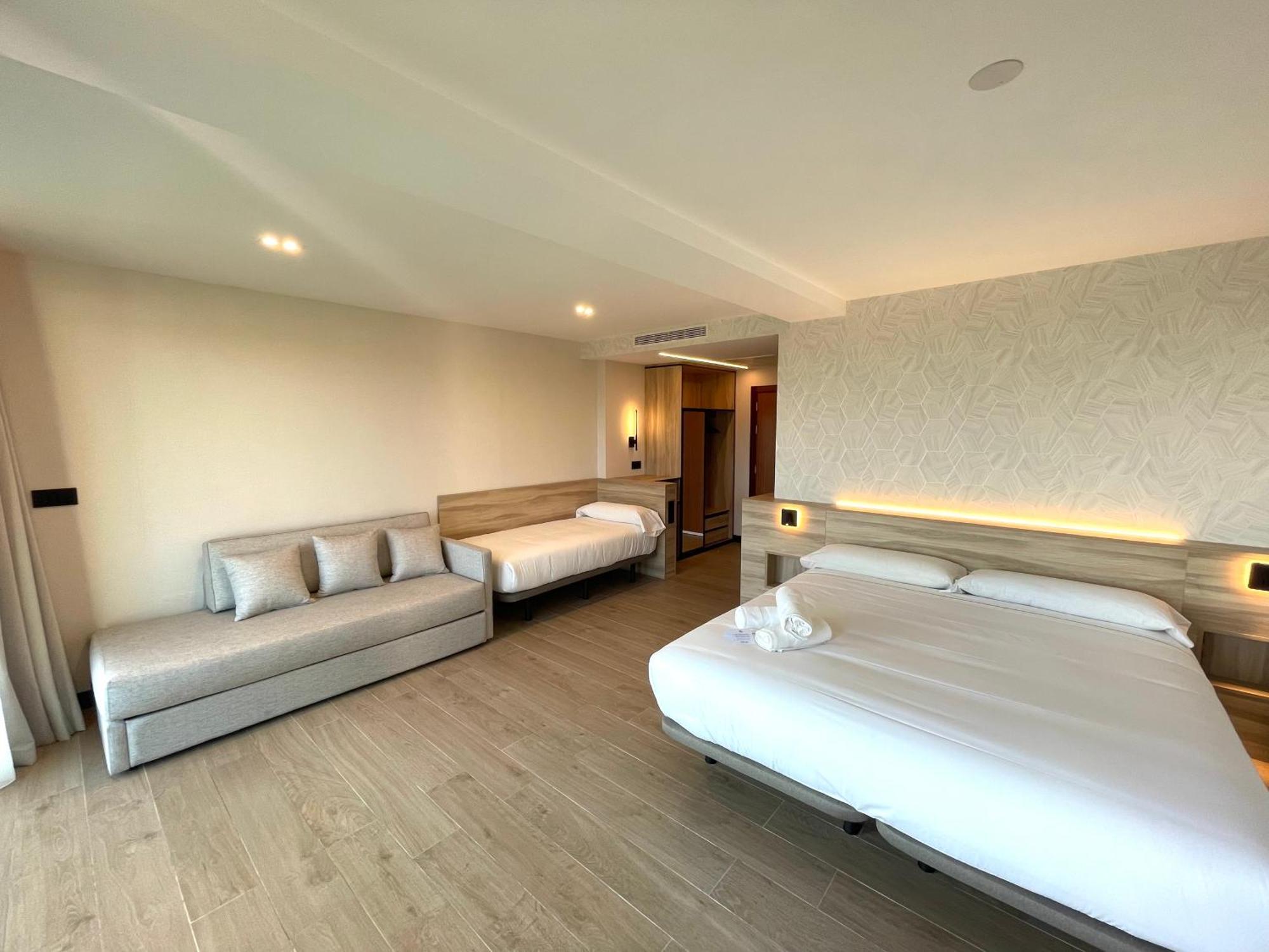 Hotel Delfin Azul ألانثاذا المظهر الخارجي الصورة