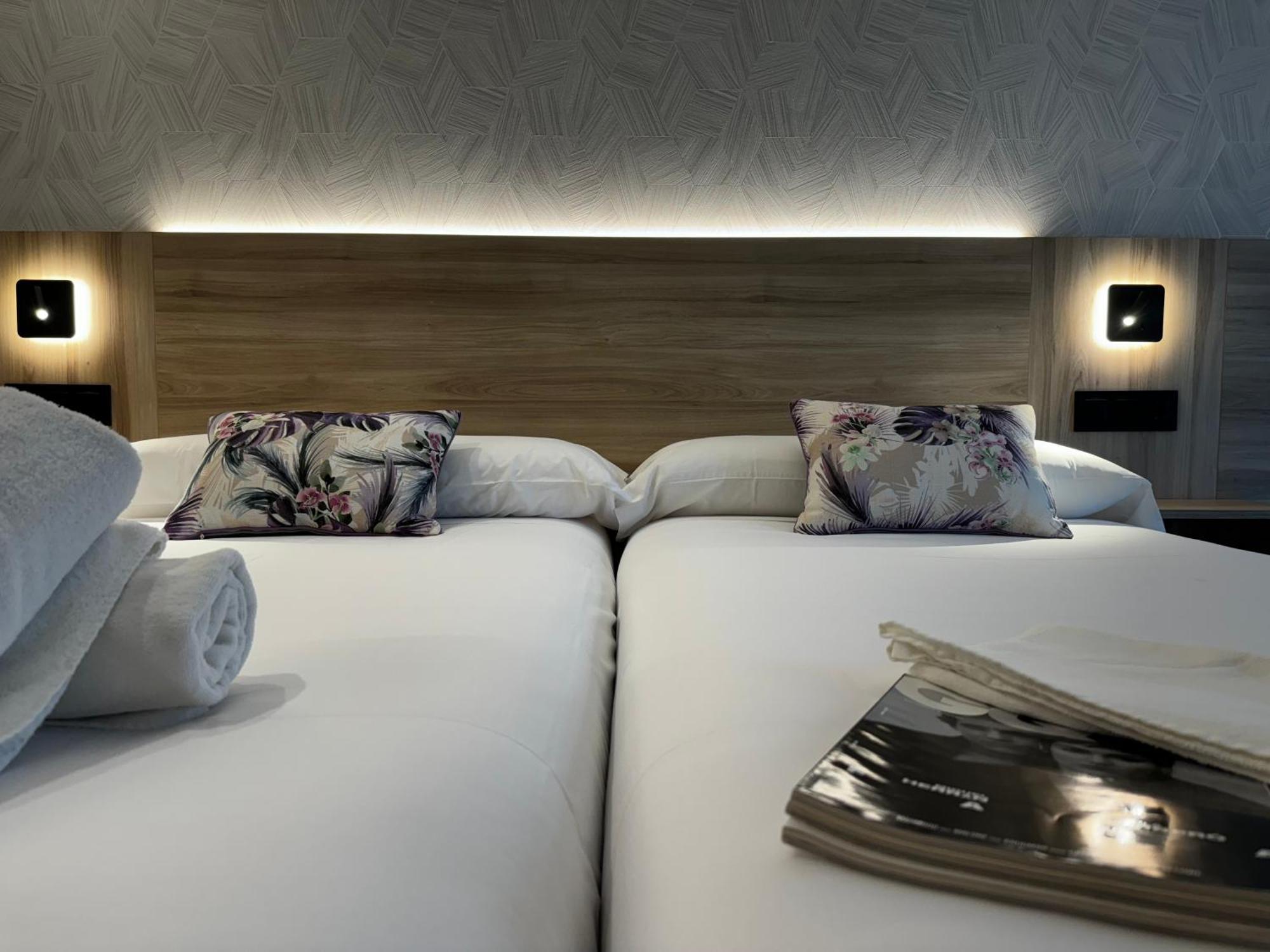 Hotel Delfin Azul ألانثاذا المظهر الخارجي الصورة